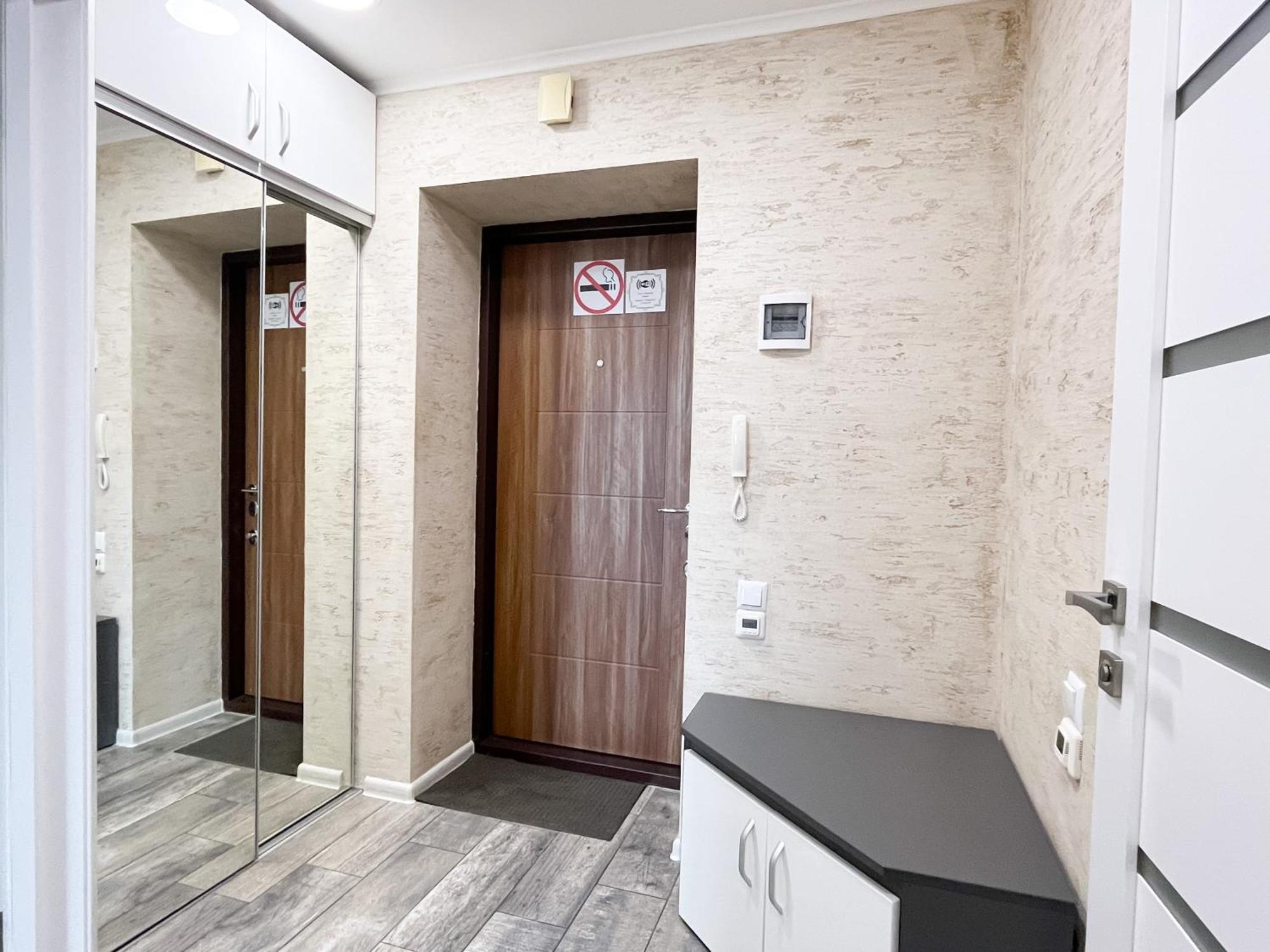 0147 New Flat Near Airport Zhulyany Sofievskaya Borshchagovka Lägenhet Kiev Exteriör bild